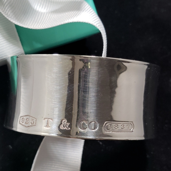 Tiffany & Co Cuff Bracelet - Picture 2 of 7